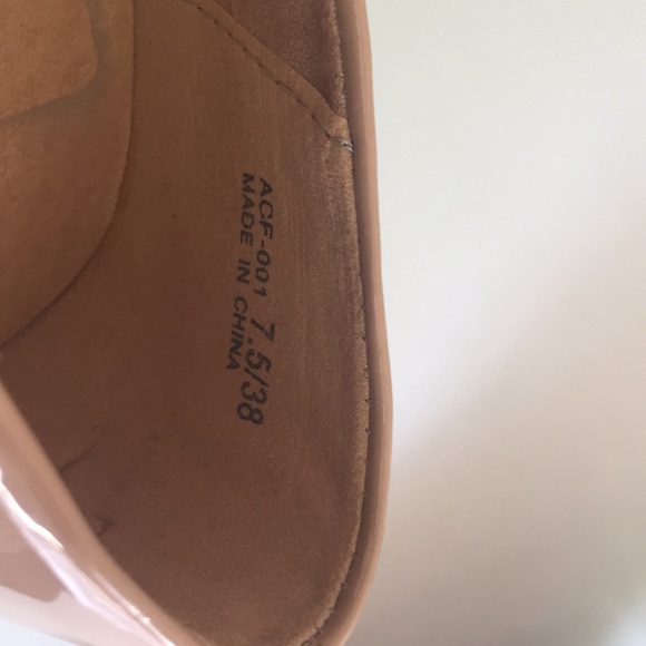 Ada style Chinese Laundry - Picture 12 of 16